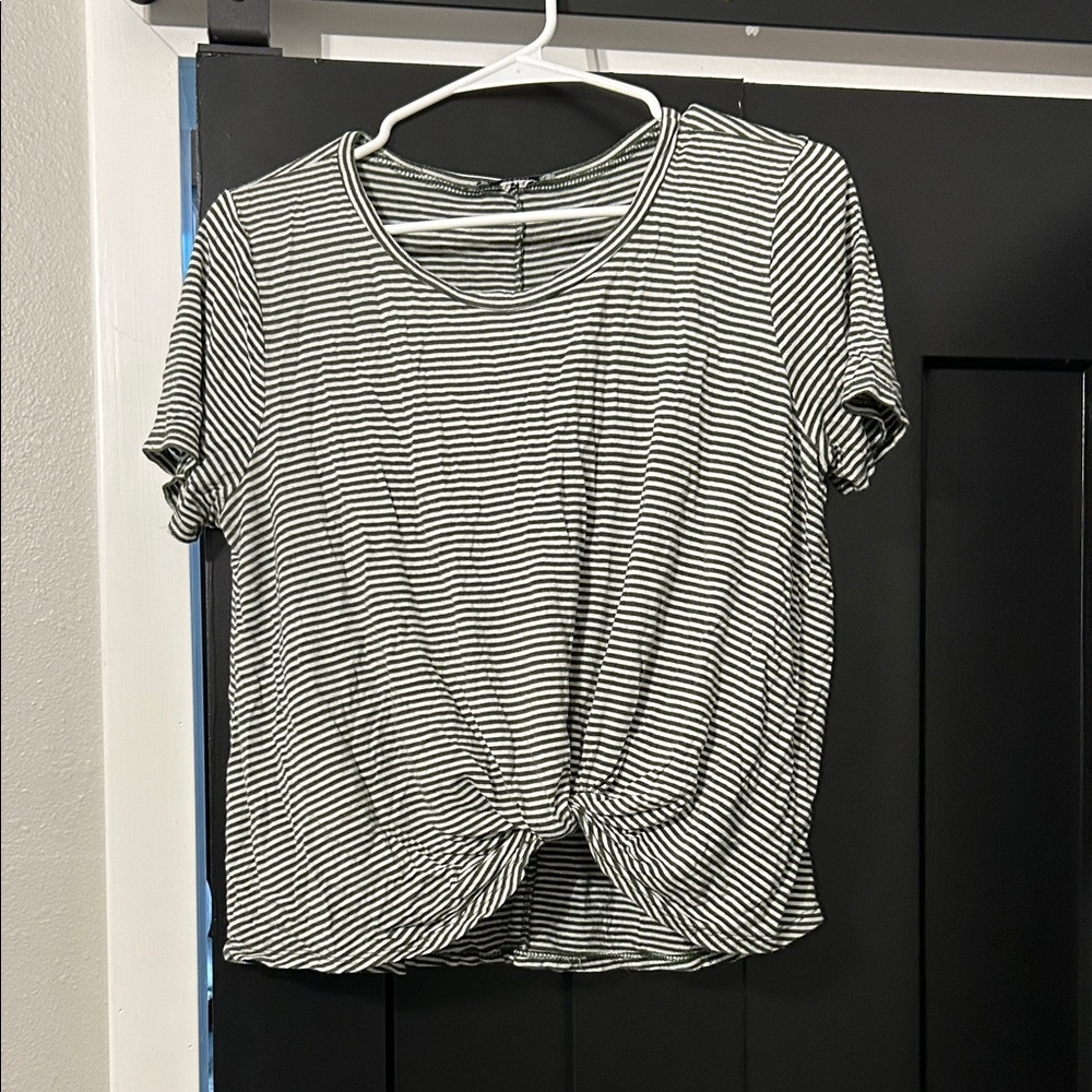 Acemi Black and White Striped Knot Front Tee